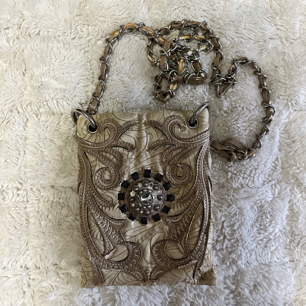 Small shoulder bag